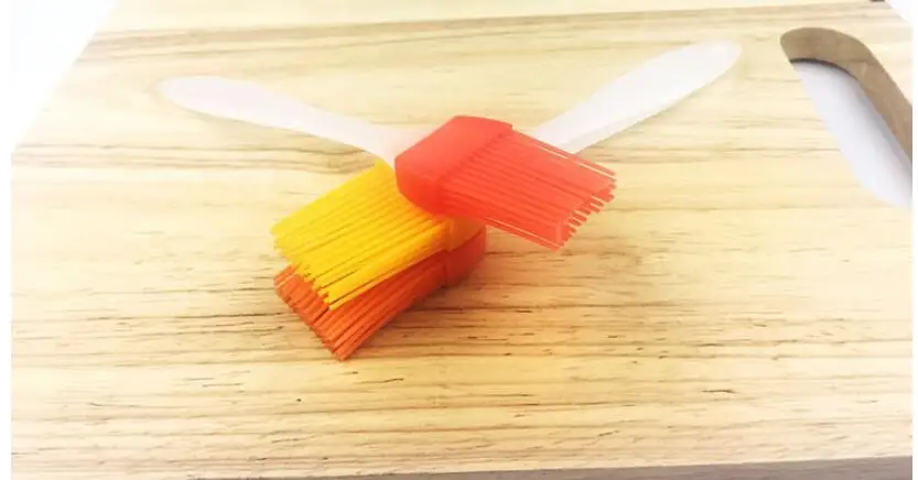 Free-shipping-100pcs-lot-Silicone-Baking-Bakeware-Bread-Cook-Pastry-Oil-Cream-BBQ-Tools-Basting-Brush (3)