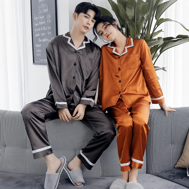 

Spring and autumn season long sleeved Korean style lovers pajamas, milk silk pajamas ladies home wear men leisure wear suits