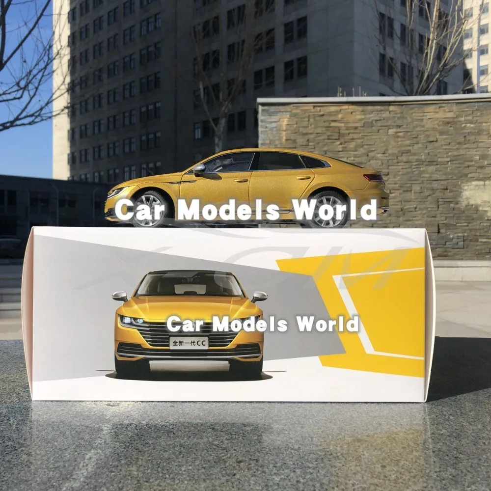 Литая модель автомобиля Arteon для нового поколения C 1:18 (золотой/желтый) + маленький