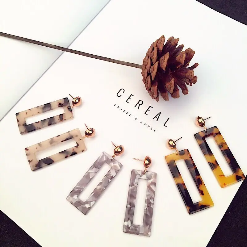 

XEDZ Leopard Earrings Fashion Creative Acetate Resin Pendant Earrings Color Pattern Temperament Personality Cute Women Jewelry