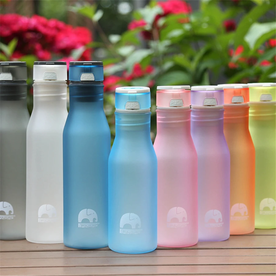 

Sport Water Infuser Bottle Bpa Free Garrafa De Agua Flasche Drinkers Plastic Flask Creative Squeeze Water Bottle Sports QQB038