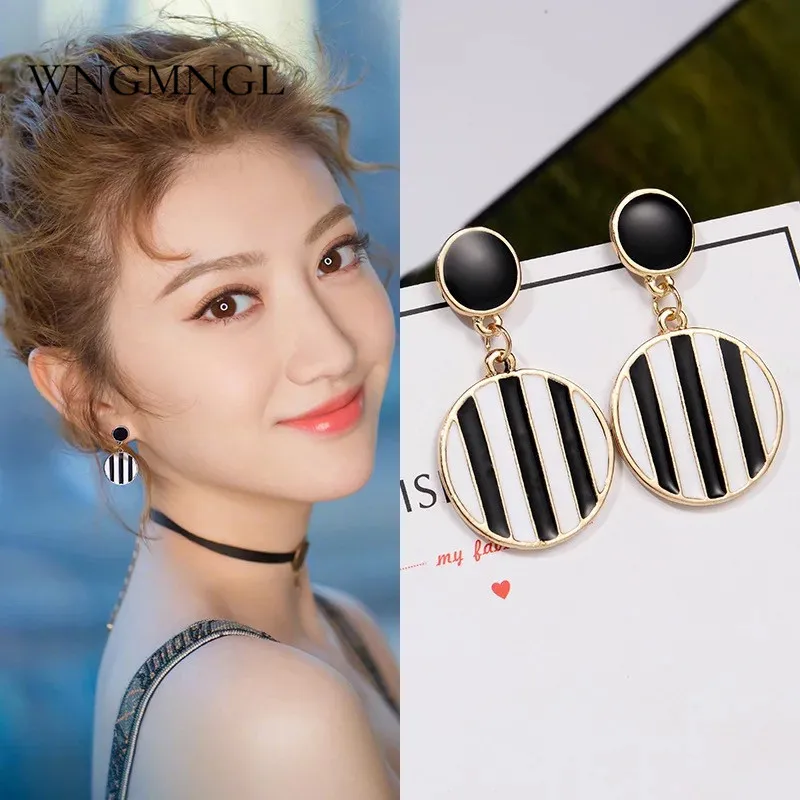 drop earrings