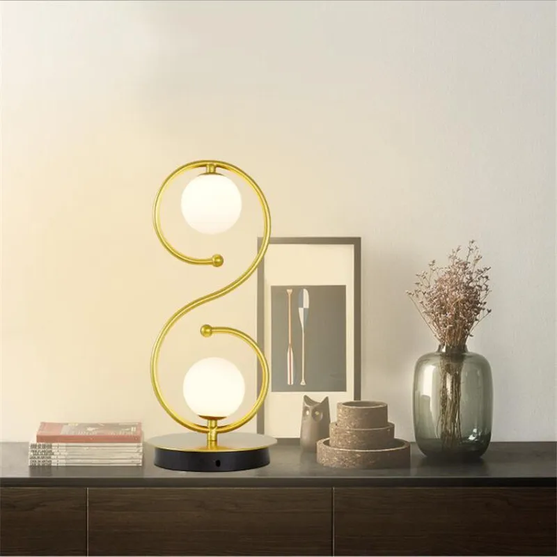 L86-Simple Nordic Home Bedside Table Lamp Creative Eye Protection Lamp S-curve Glass Ball Warm Desk Lamp