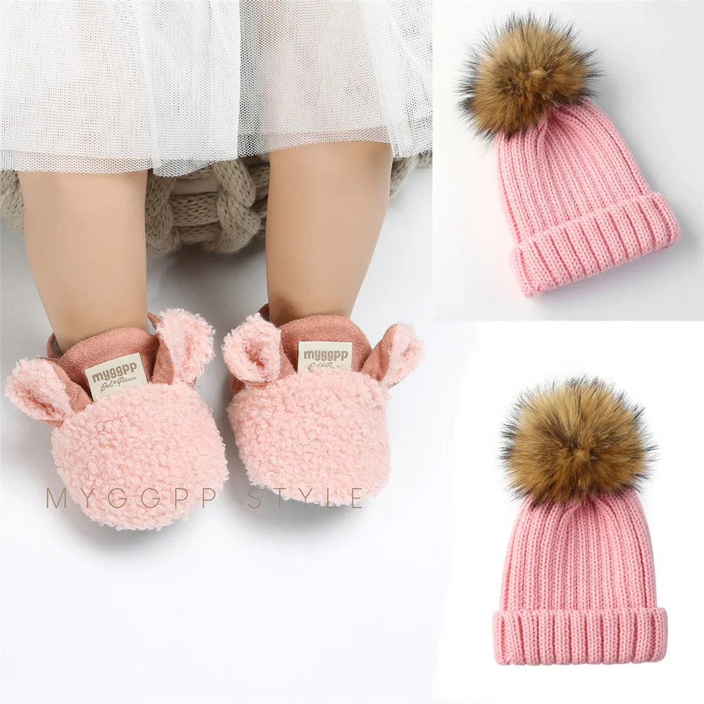 

Deleba Winter 0-18 Newborn Baby Shoes & Baby Hat Sets Cotton Fluff Crib Shoes Winter Soft Sole Toddler Baby Products
