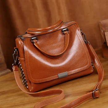 

CHISPAULO New 2018 Women Bolsa Feminina Leather Shoulder Bag New Retro Rivet Handbag Free Shipping