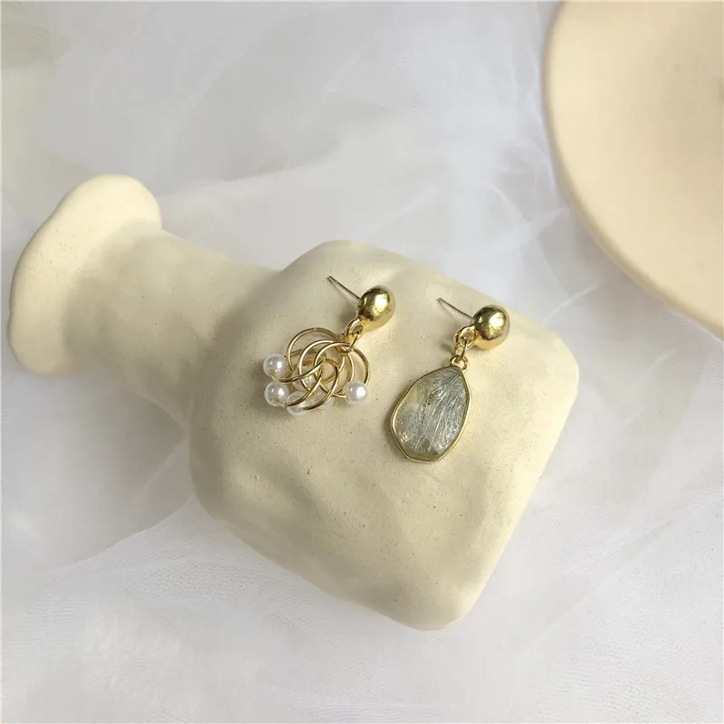 Korean Fashion Asymmetric Simulated-pearls Clip On Earrings Shiny Irregular Short Earrings 925 Silver Needle