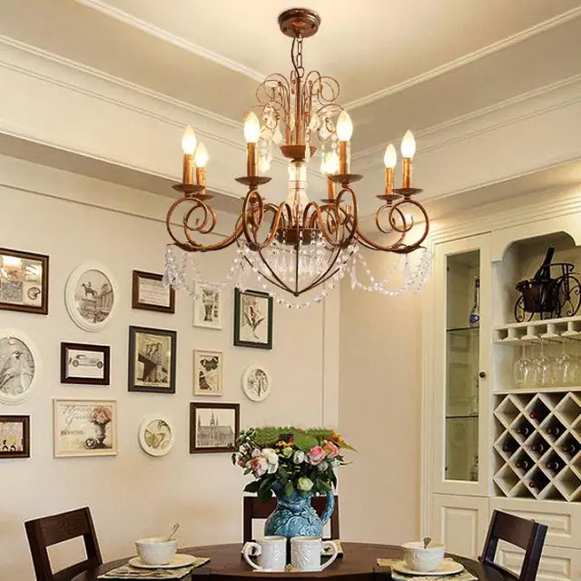 Italia ferro Arrugginito lampadario per sala da pranzo In Ottone ... Italia ferro Arrugginito lampadario per sala da pranzo In Ottone ...