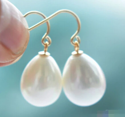 

1484 white DRIP SOUTH SEA SHELL PEARL DANGLE EARRING