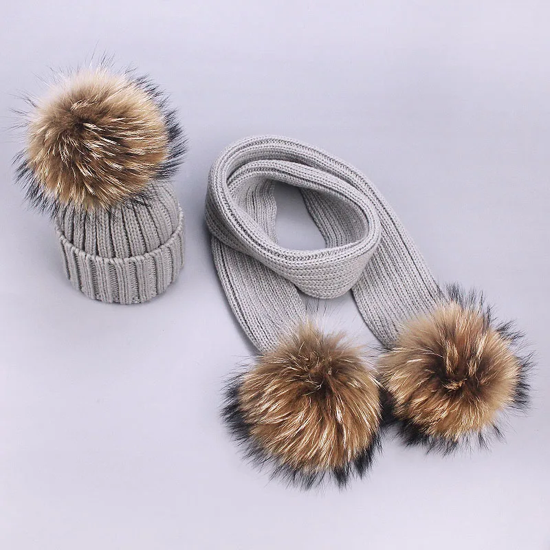 Children Pompon Beanie Hat Scarf Set Autumn Winter Outdoor Knitted Cotton Warm Real Raccoon Fur Pom-pom Caps Scarf 2 Piece Suit - Цвет: Gray 3 balls