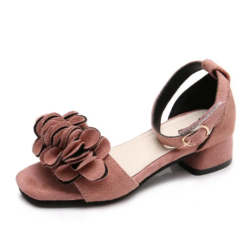 Сандалии для девочек; Новинка года; летние модные замшевые детские сандалии с цветами; детская обувь принцессы на плоской подошве; пляжные сандалии для девочек; европейские размеры 27-36 - Цвет: Розовый