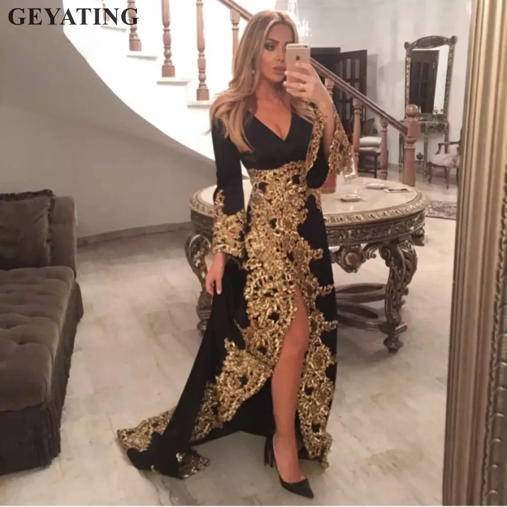 Saudi Arabic Black Evening Dresses Long Sleeves Gold Lace Applique Sexy V-neck Side Split Dubai Prom Formal Dress Robe De Soiree