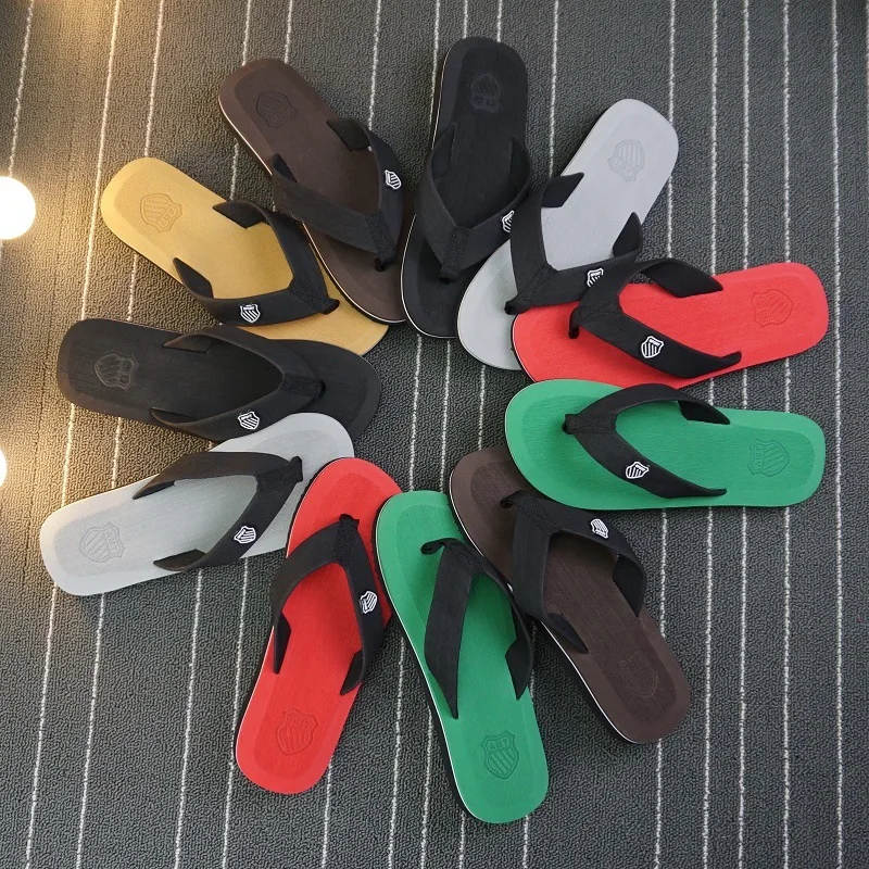 Wholesale Summer Beach Slippers Men Flip Flops High Quality Beach Sandals Zapatos Hombre Casual Shoe Wholesale WS321