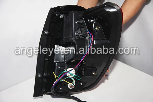 Captiva  LED2009-2011 WH (12).JPG