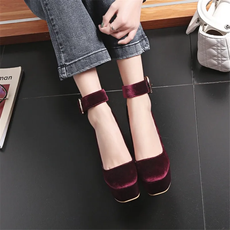 New Straps Round Head Waterproof Platform High Heels Thick with A Word Buckle Sexy Wild Single Shoes Women MAZIAO New Straps Round Head Waterproof Platform High Heels Thick with A Word Buckle Sexy Wild Single Shoes Women MAZIAO