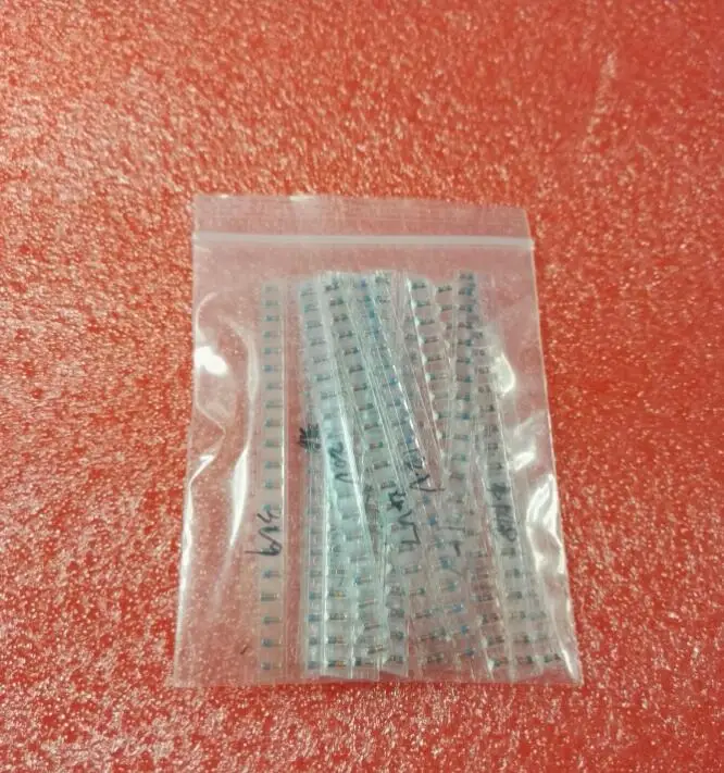 15 значений * 20 шт. = 300 3 В ~ 24 LL34 SMD Zener пакет диодов 1/2 Вт 1N4148 Комплект 0 5 3V3 3V9 4V7 5V1 7V5 8V2 10