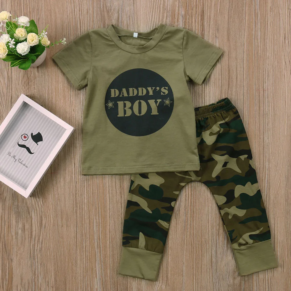 Новая камуфляжная одежда для малышей, футболка с короткими рукавами для папы, мальчиков и девочек, комплект из топа и штанов, комплект одежды для малышей 0-24 месяцев