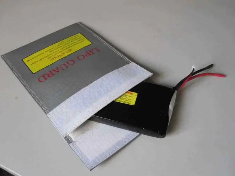 

Lipo battery fire resistance bag, 2 pcs/ Lot 30cm X 23cm & 18 X 23cm