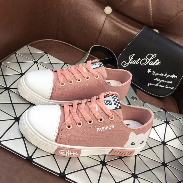 

2019 New Summer White Lace Up Student Board Shoes Women Flat Cartoon Canvas Shoes Ladies Casual Shoes Female Sneakers