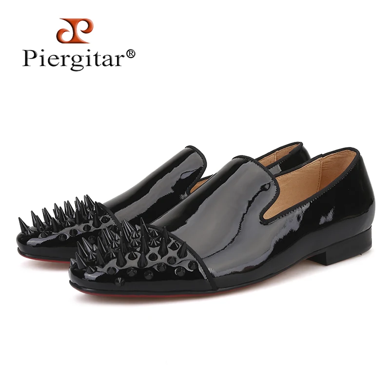 Piergitar 2018 new Black Patent leather men loafers with Black long and short rivet toe Fashion Prom and Party men flats shoes