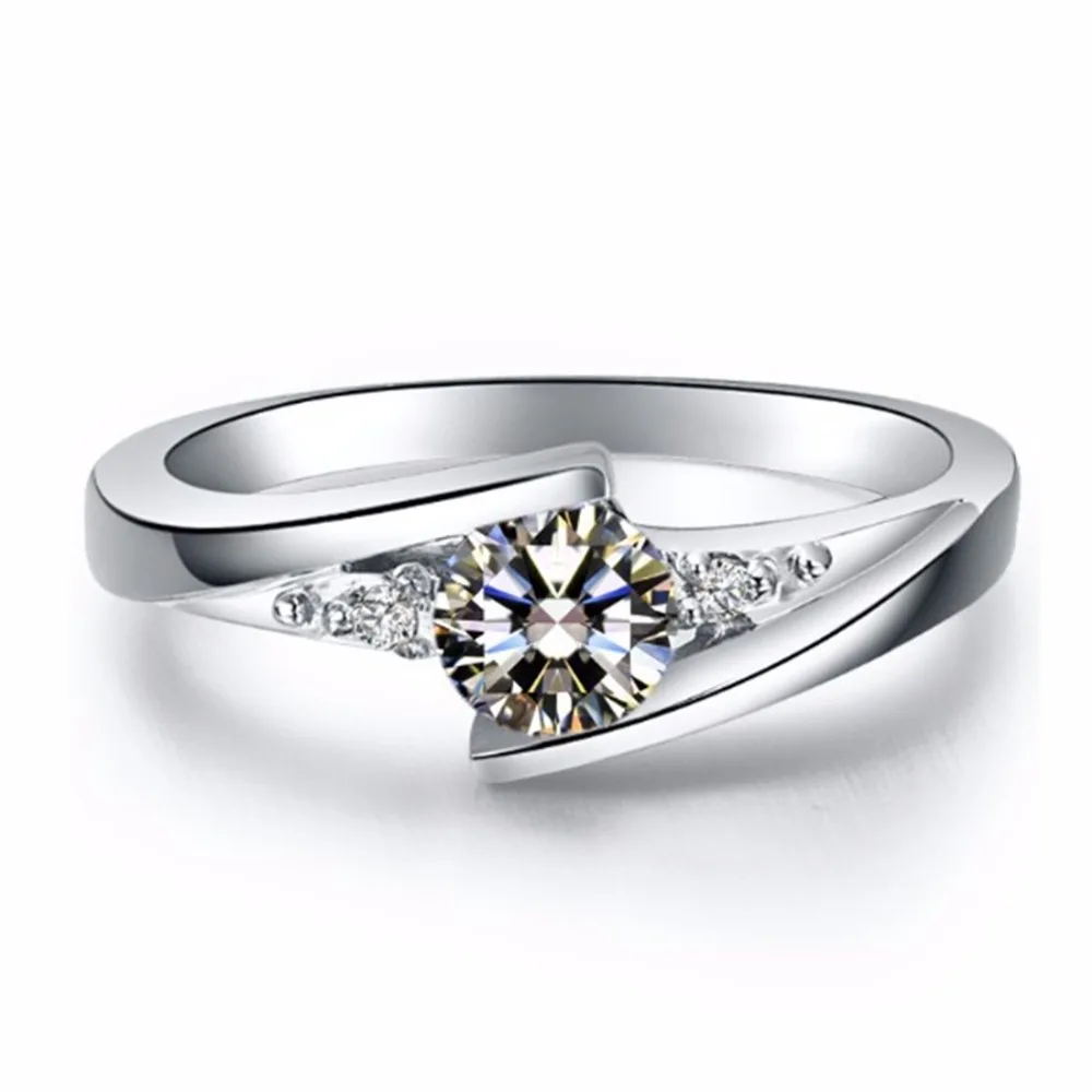 

Test As Real CHARLES&COLVARD Certified 0.6CT Moissanite Wedding Ring Sterling Silver Ring For Lady