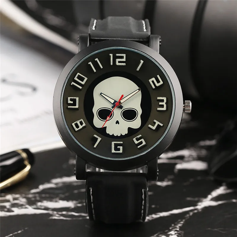 

Casual Skull Pattern Two Styles Men Quartz Wrist Watch Silicone Strap Analog Arabic Numerals Brothers Male Sport Watches