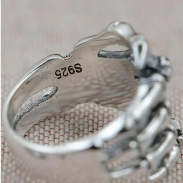 

New Gothic Antique 925 Sterling Silver Skeleton Fingers Skull Bone Biker Wrap Ring