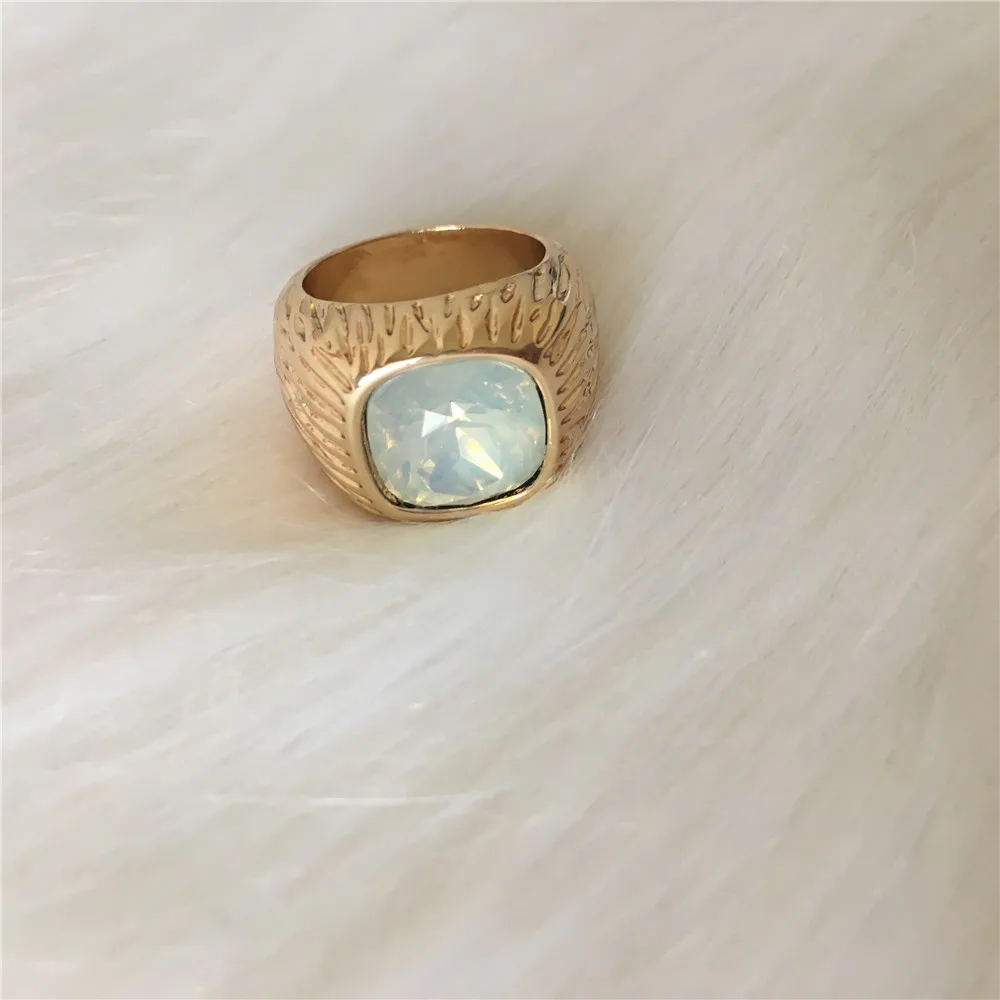 Классическое золотое покрытие мятный камень широкое кольцо 17 мм Диаметр кольцо для женщин ювелирные изделия