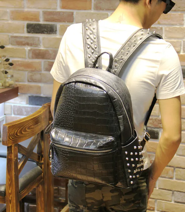 rivet leather backpack4
