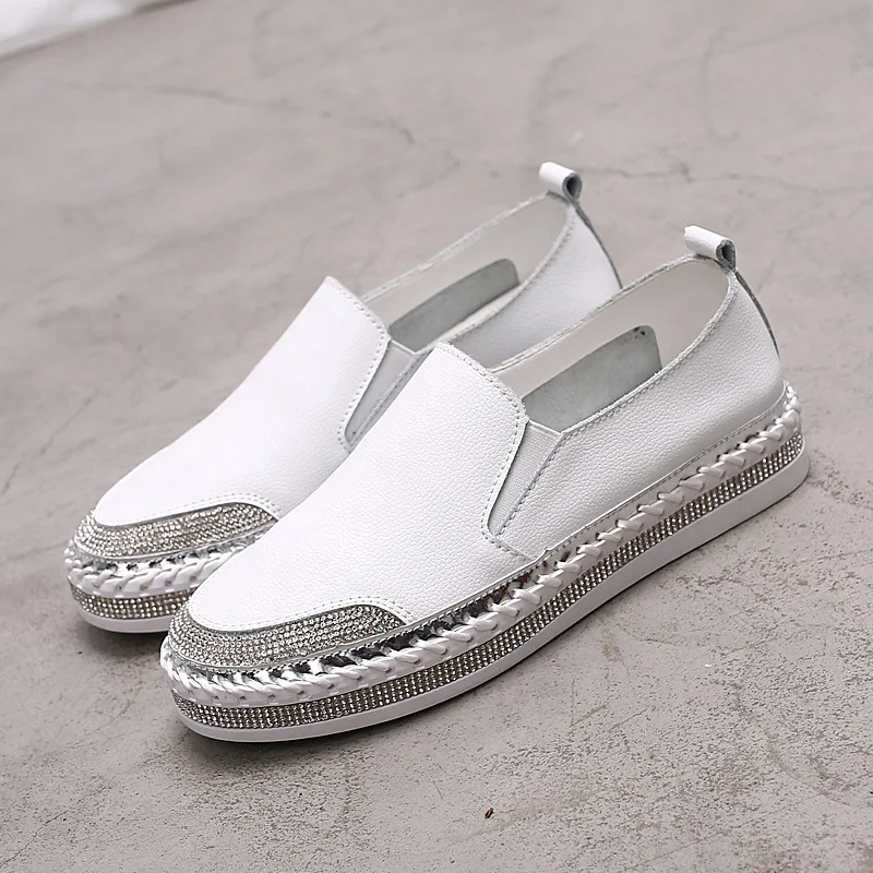 

Yu Kube Genuine Leather Loafers Shoes 2019 Crystal sneakers Ballerina Woman Flats Ladies white Driving shoes zapatos de mujer