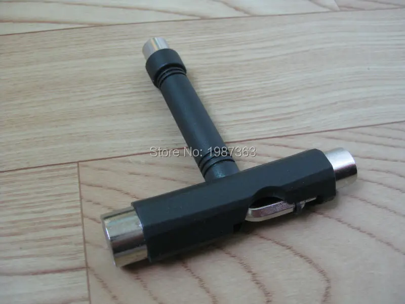 

Skateboards T-TOOL ALL-IN-ONE TOOL for Tightening and mounting truck
