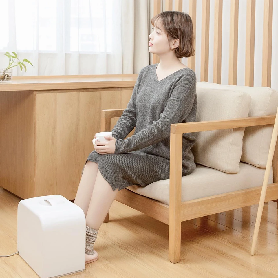  Original Xiaomi Mijia Electric Feet Warmer Heating Machine Active Carbon Constant Warm Winter Foot 