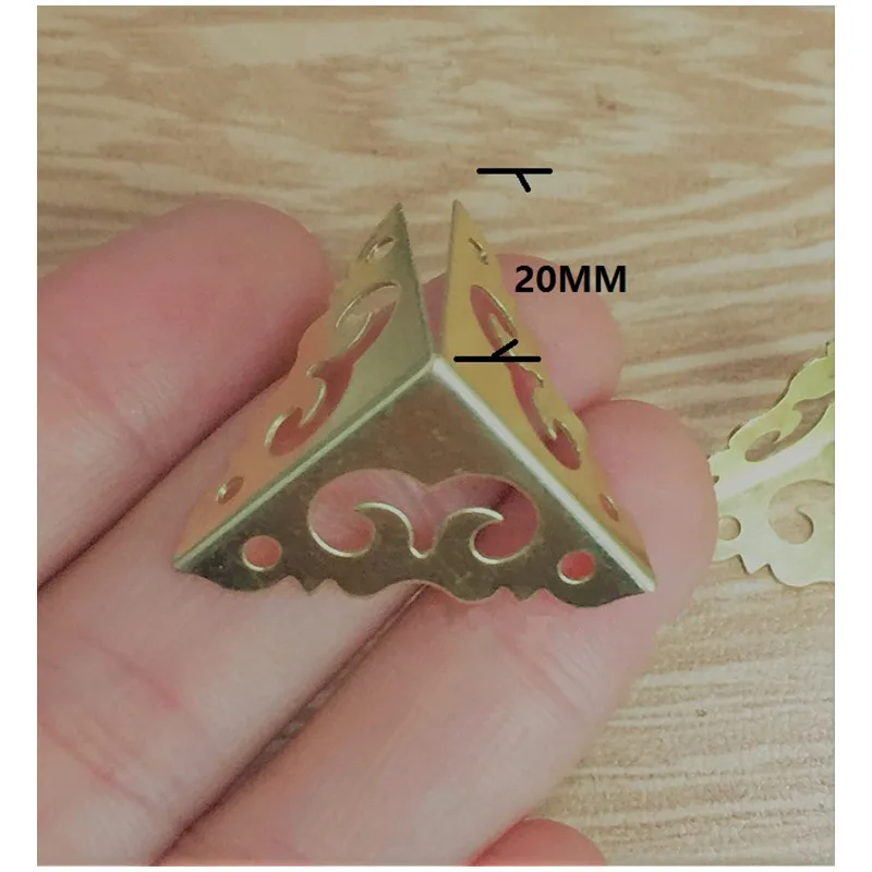 Vintage Wooden Box Cloud Coner Iron Protector Embellishment Findings Triangle Corners Antique Hollow Pattern 20mm 40Pcs | Обустройство