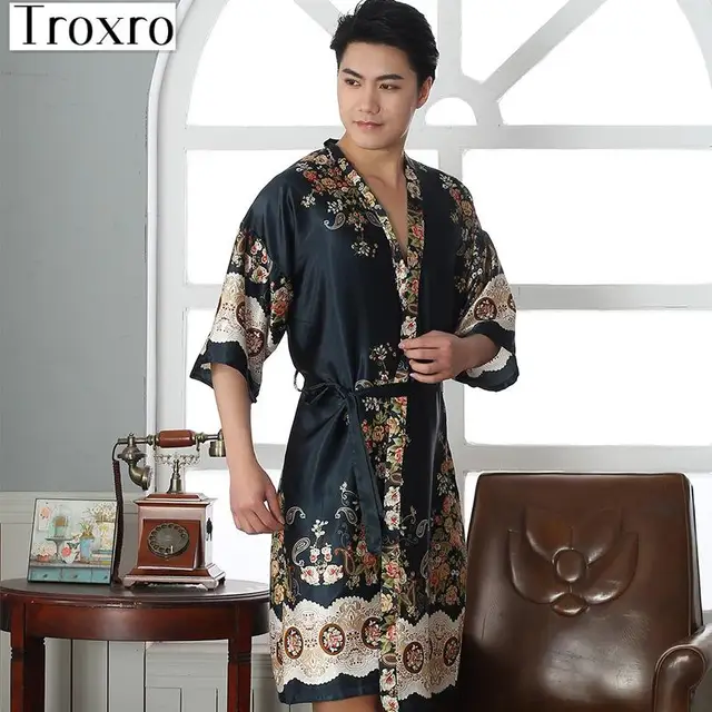 Bathrobe Men Half Robe Regular Sleeve Bathrobes Man Sexy Wear Plus Size