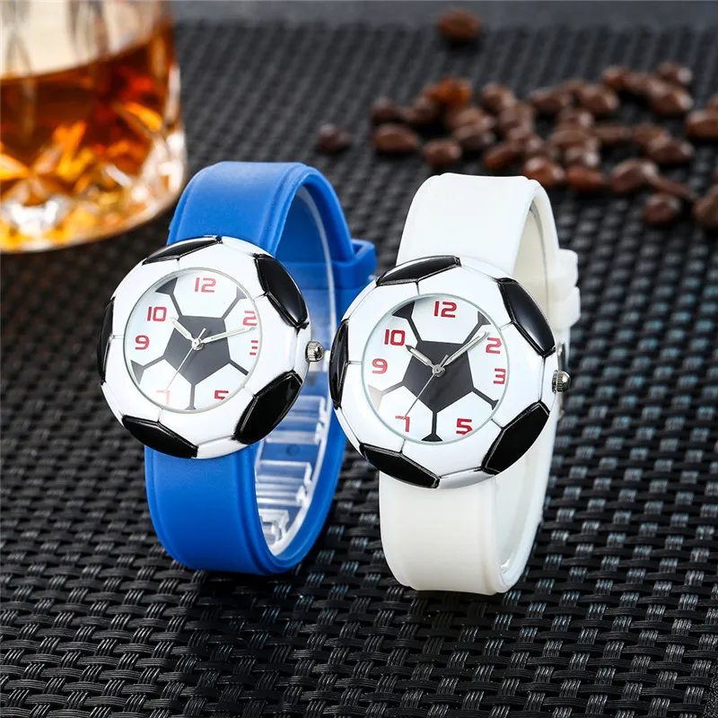 

Soccer Pattern Quartz Watch Uniset Sport Wristwatches 2018 Football Workd Cup Football Soft Comfortable Watch Gift For Men Teens