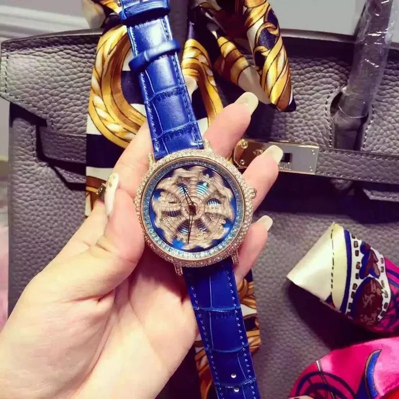 

New Fashion Women Watches Famous Brand Blue Rotate Big Dial Design Luxury Women Watches Quartz Wrist Watch montre homme 2018
