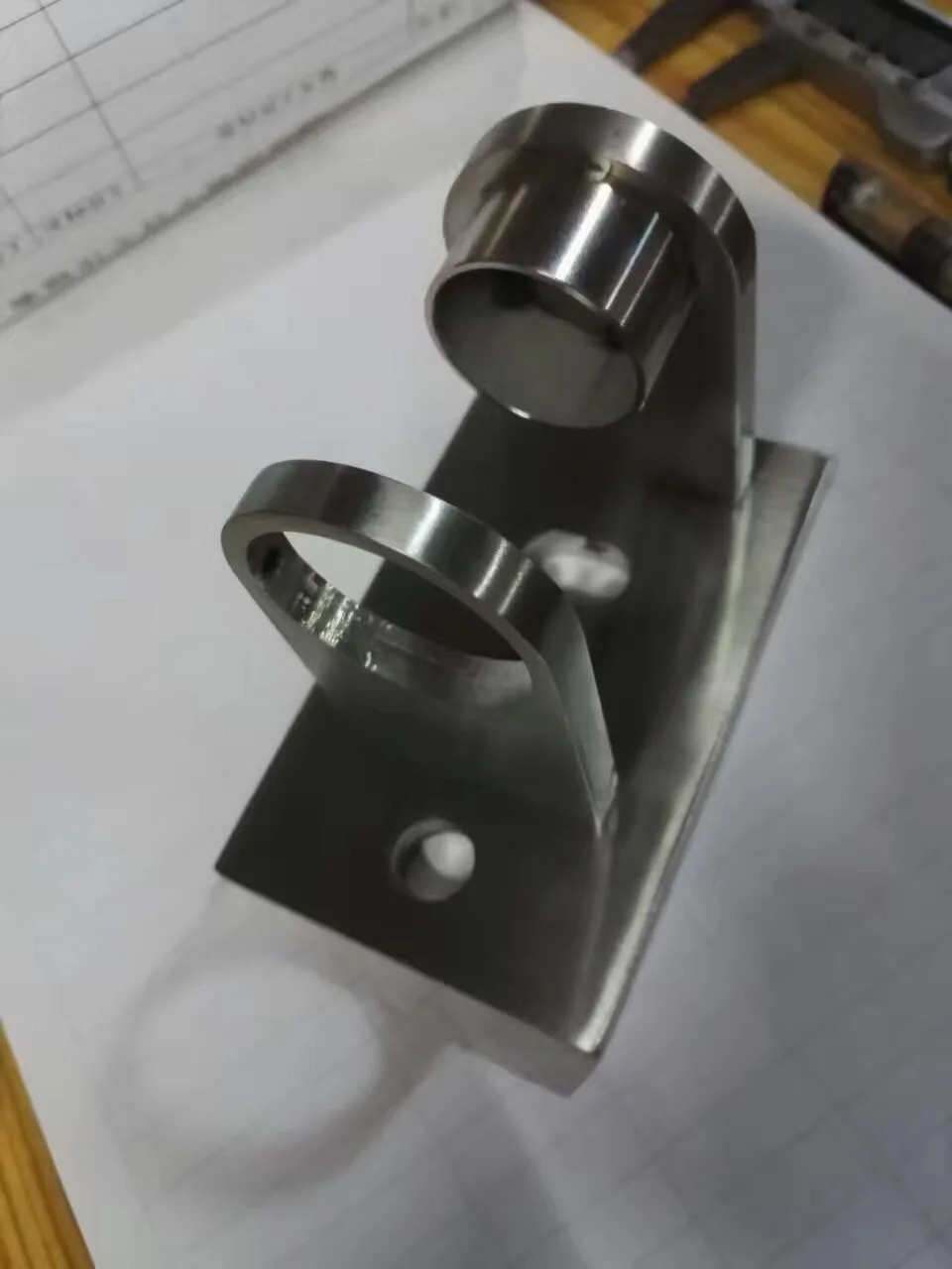 Литые детали для подлокотников основание и топ 304# щетка из нержавеющей стали(сатин) отделка диаметр 50,88 мм
