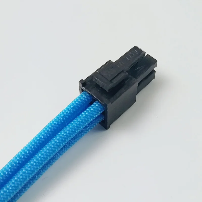 ATX_eps_cpu_4pin_light_blue_sleeve_extension_cable_1