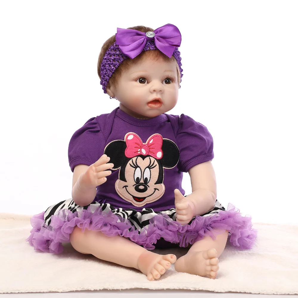 

22" Silicone Vinyl Reborn Baby Doll Girl Toy Lifelike Newborn Baby Doll with Cloth Body Play House Birthday Gift Kids Brinquedos