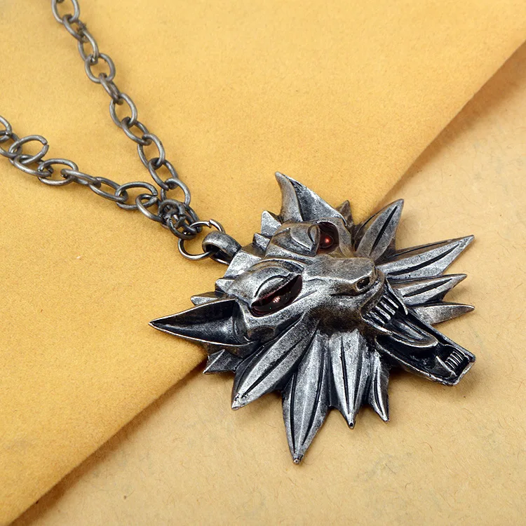 Fashion Punk Wizard Witcher 3 Wolf Head Pendant Necklace For Men Jewelry Red Halloween Gift Fashion Punk Wizard Witcher 3 Wolf Head Pendant Necklace For Men Jewelry Red Halloween Gift