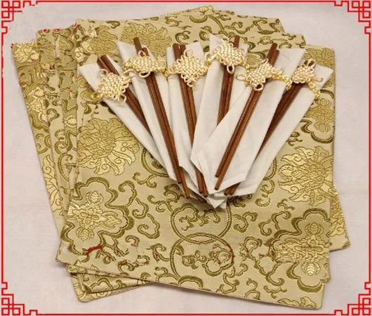 Luxury Party Dining Table Mat Set Chinese Silk 6 Placemat