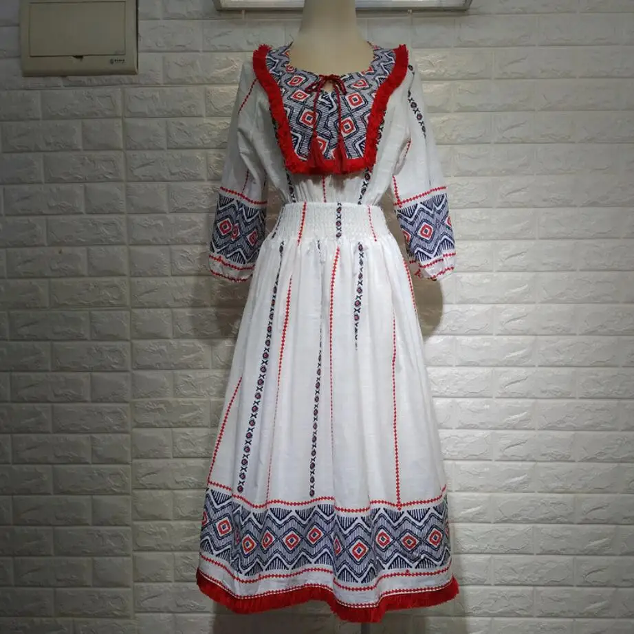 

2019 spring summer women Bohemian Spliced Tassel Stream Tide V neck Geometric Embroidery Dress White holiday dress q404