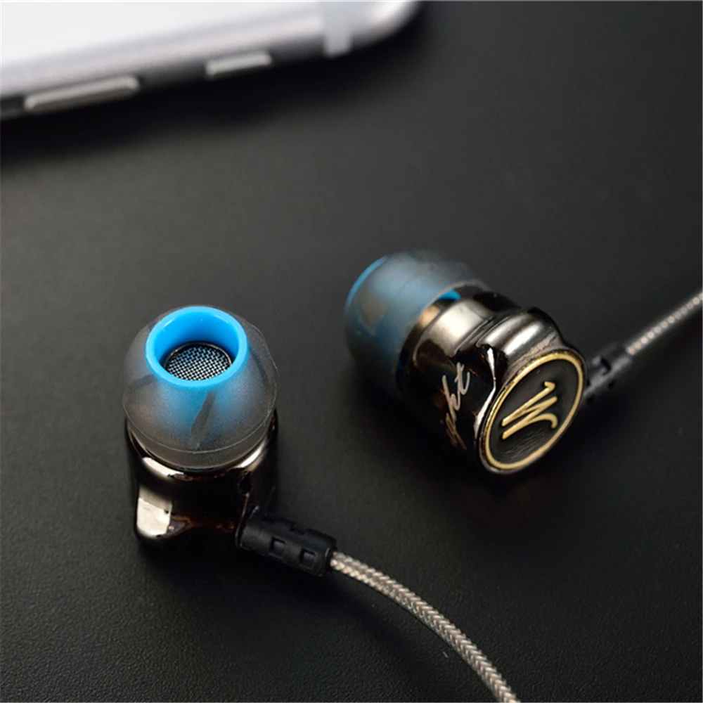 QKZ DM7 Earphone Metal Stereo Noise Isolating In-ear Earphone Music Headset Auriculares fone de ouvido DJ audifonos DJ MP3
