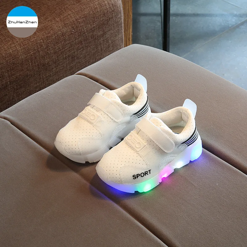 

2018 LED Lights kids Sneakers Breathable Baby Boys and Girls Running Shoes Glowing Newborn Casual Shoes Soft bottom Infant Walk