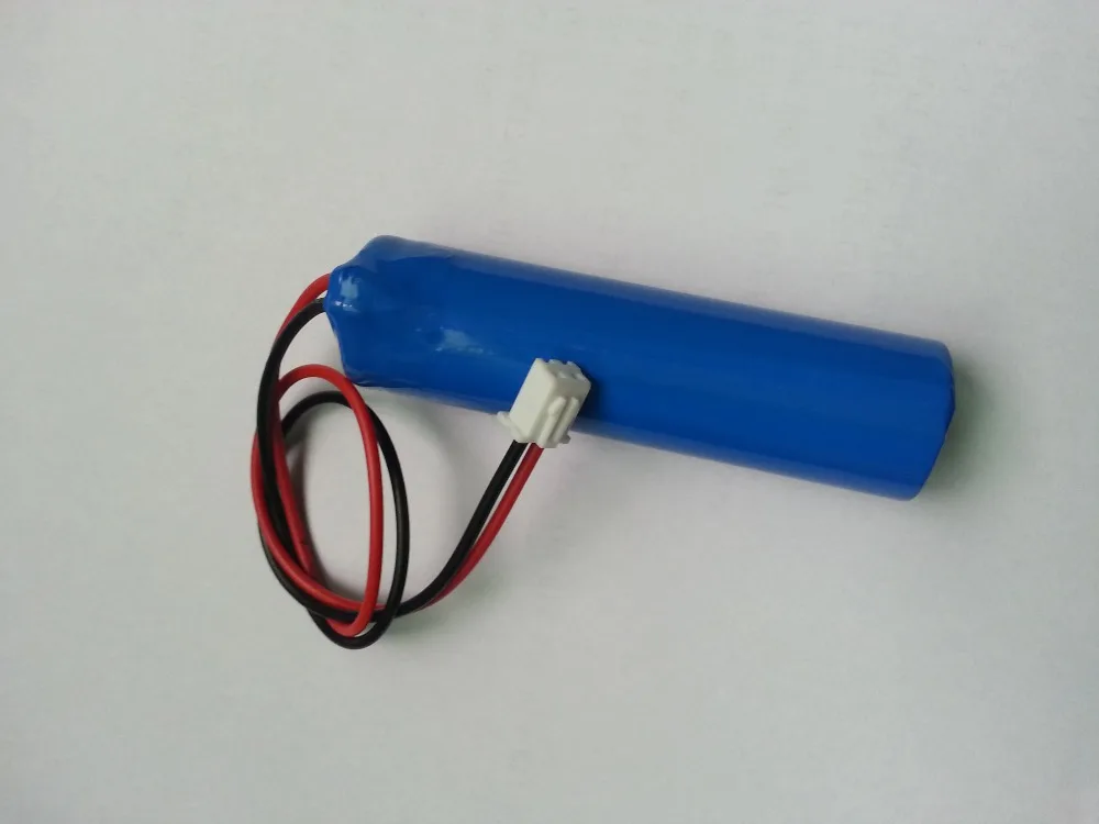 

18650 3.7 V / 4.2 V Capacity Of 18650 3000MAH Lithium Battery Cleaner Lithium Battery+2 p plug