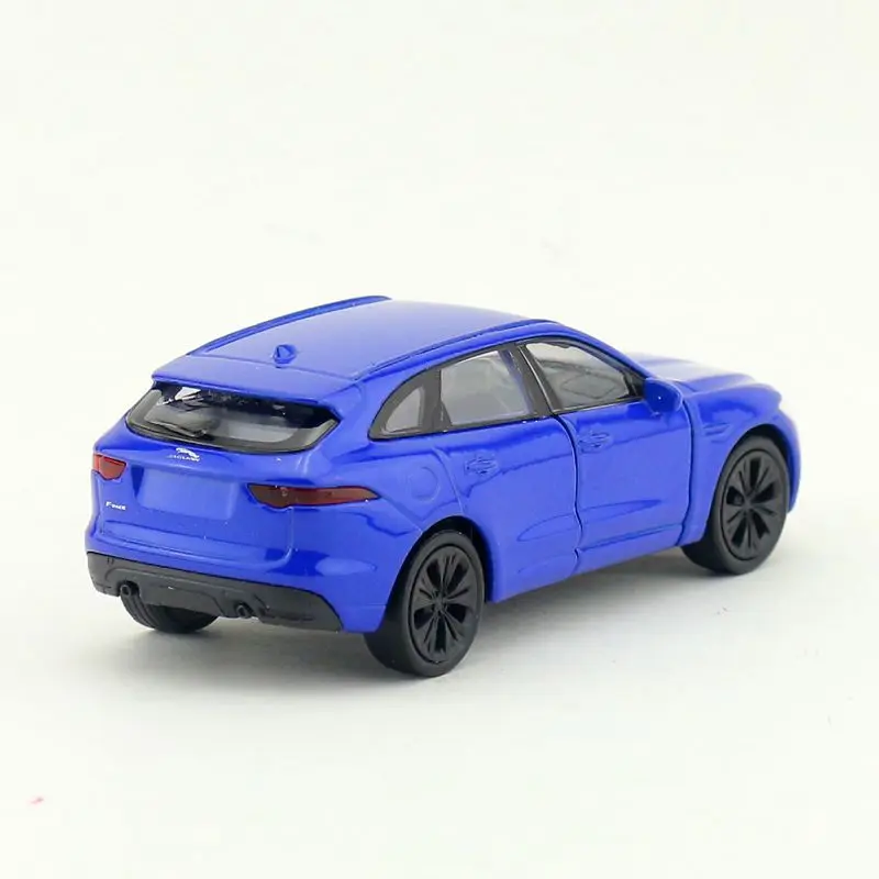 YJ 1/36 весы игрушки для автомобиля Великобритания Jaguar F Pace SUV литая модель