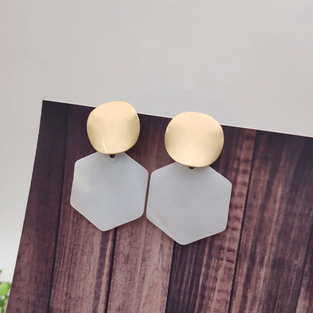 

Fashion Linger Pendant Earrings Geometric Natural Shell Earrings High Quality Gold Large Earrings Women's Jewelry W828-W837