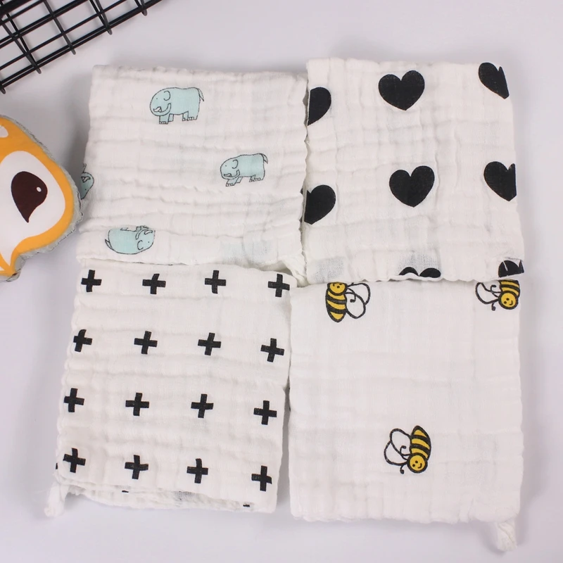 

5pcs A Lot Baby Towel 4 Layers 100% Cotton Handkerchief Infants Wipe Cloth Soft Water Absorption Black White Cartoon Patterns
