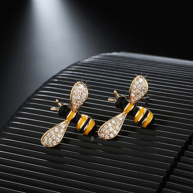 Gold Color 2 Size Bee Pattern Crystal Insect Stud Earrings Women Gold Color 2 Size Bee Pattern Crystal Insect Stud Earrings Women S Usa Europe Australia Best