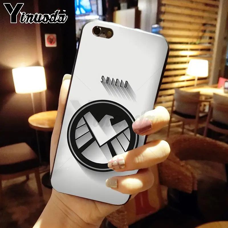 Yinuoda Marvel Superhero DIY Окрашенные черные силиконовые аксессуары для телефонов Чехол