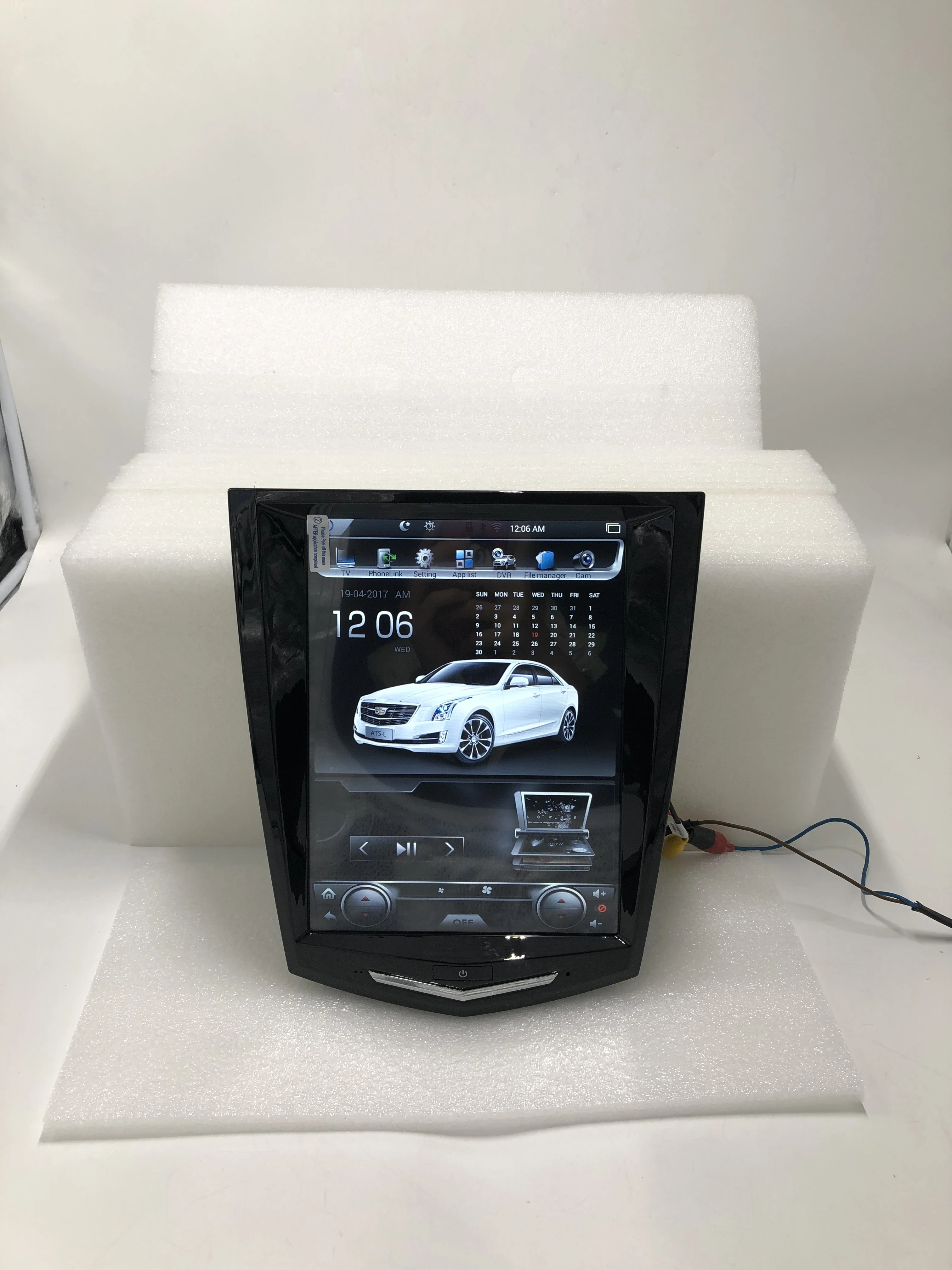 Best 10.4" Tesla Android 7.1 Car Radio GPS Navigation Player For Cadillac ATS Car Multimedia Auto Stereo Unit Video Player 2
